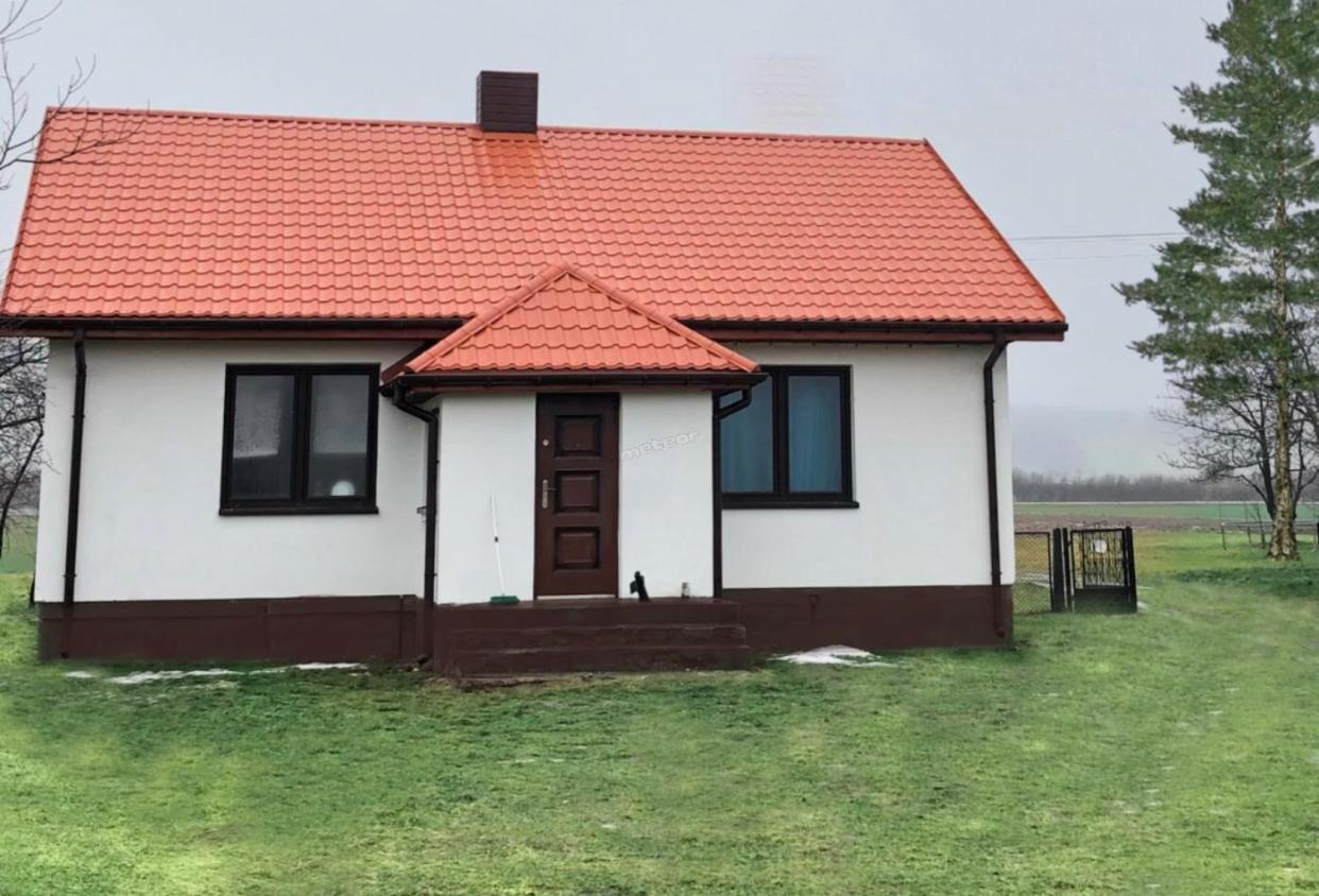 Agroturystyka „Nadbuzanski Swit” Wola Uhruska Esterno foto